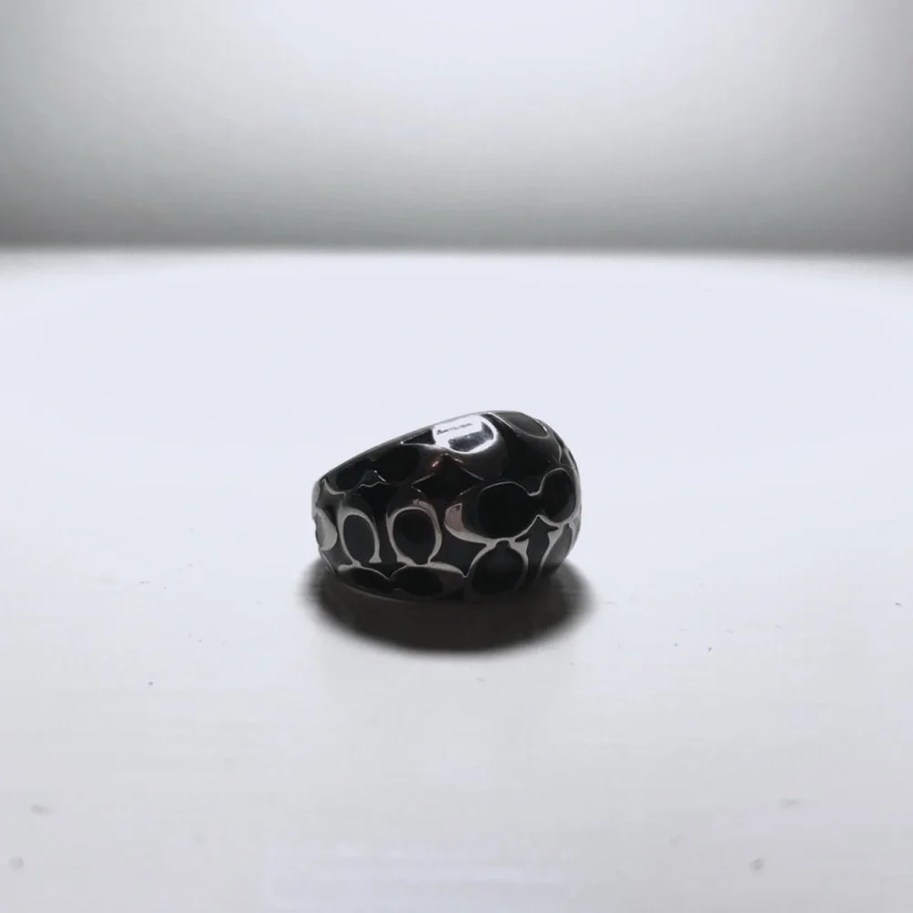Coach logo bubble ring - Picture 7 of 7
